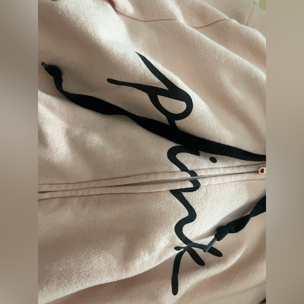 Pink jacket - Picture 3 of 3